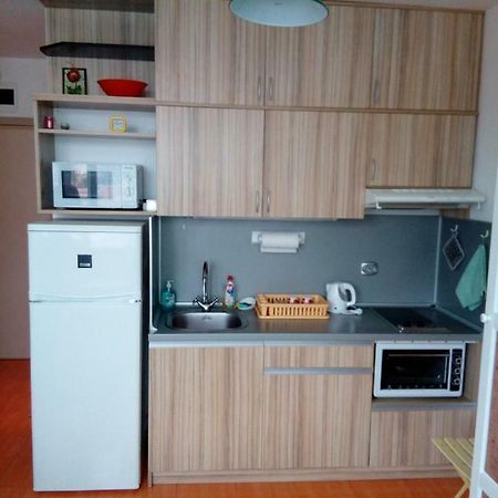 Студио Бижу Apartman Hiszarja Kültér fotó